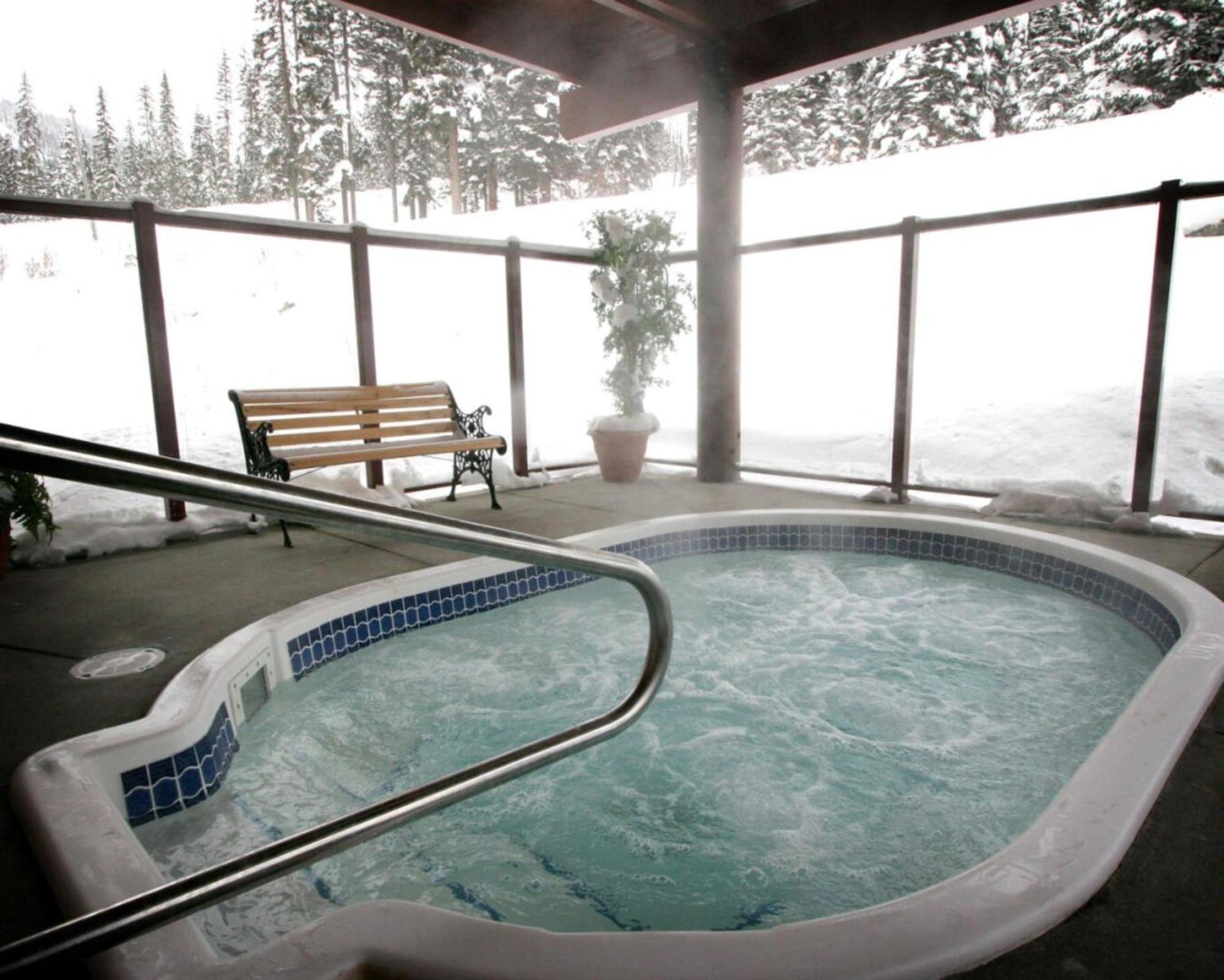 Cahilty Lodge Sun Peaks Exterior foto