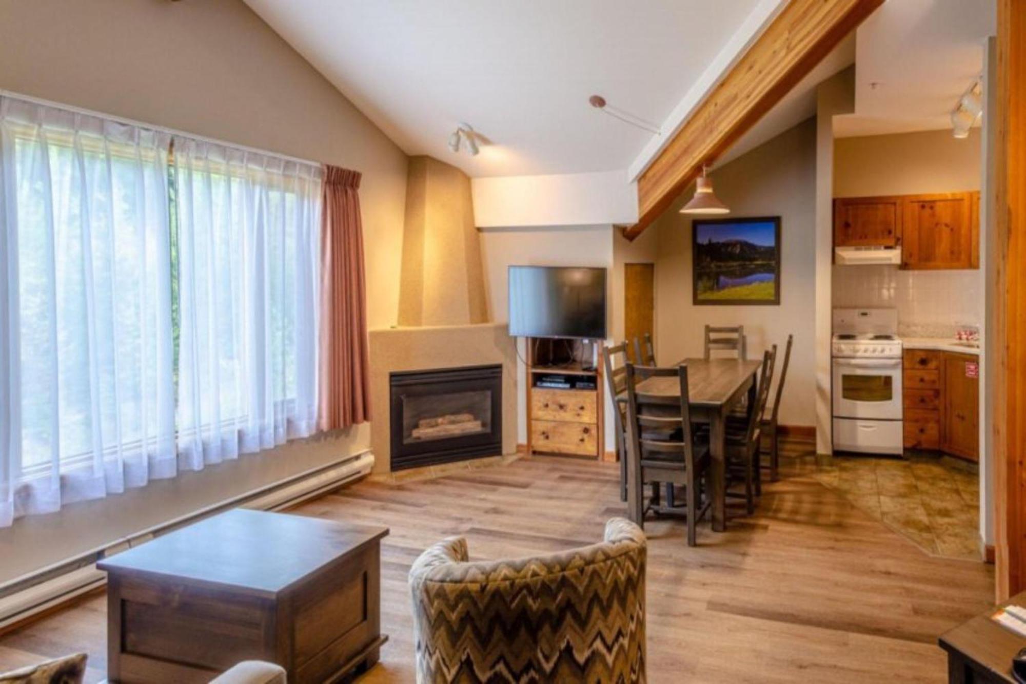 Cahilty Lodge Sun Peaks Exterior foto