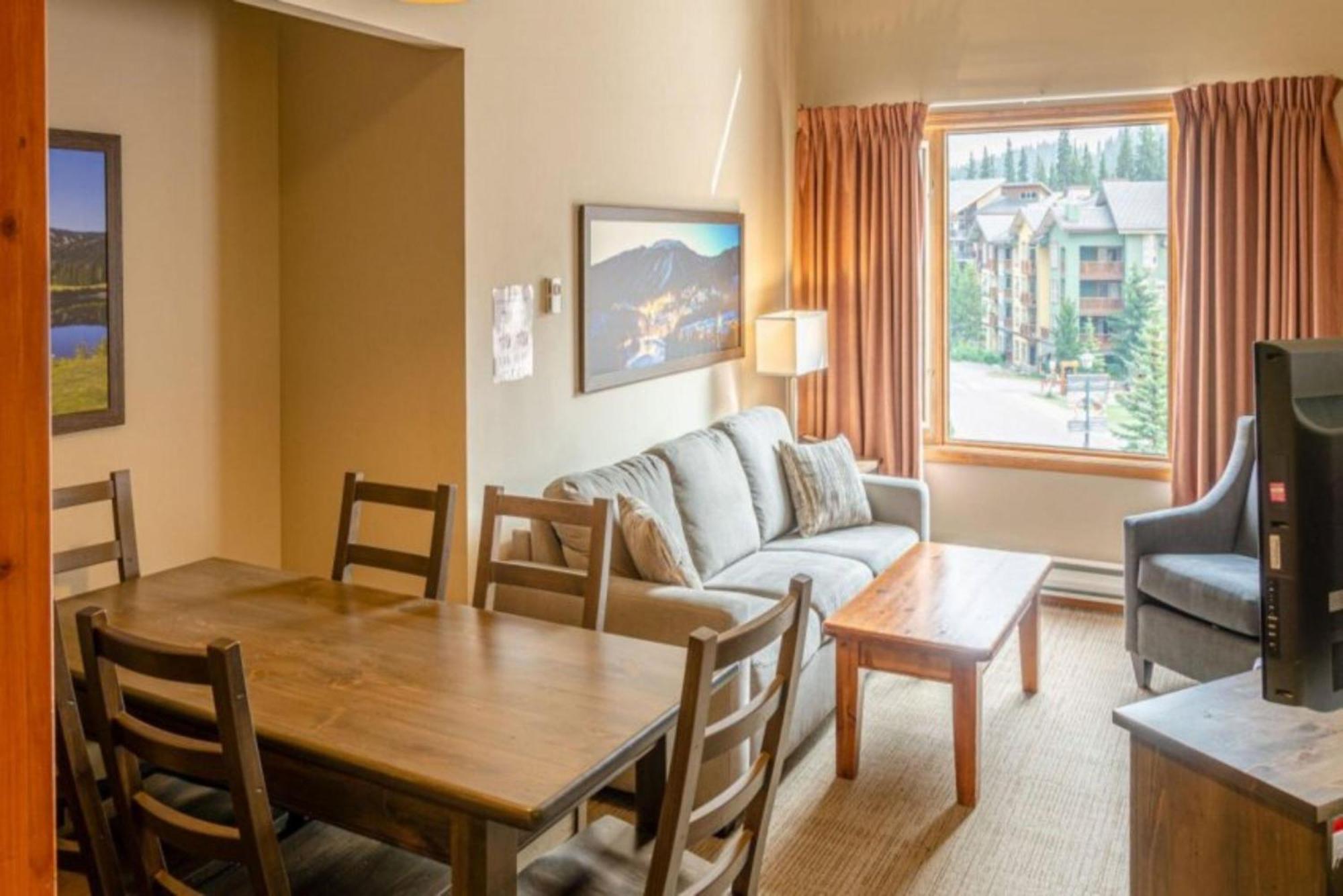 Cahilty Lodge Sun Peaks Exterior foto