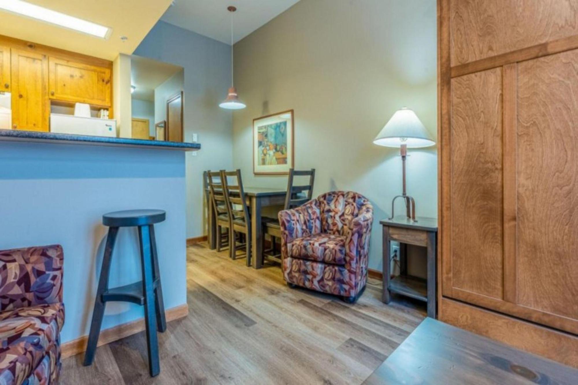 Cahilty Lodge Sun Peaks Exterior foto